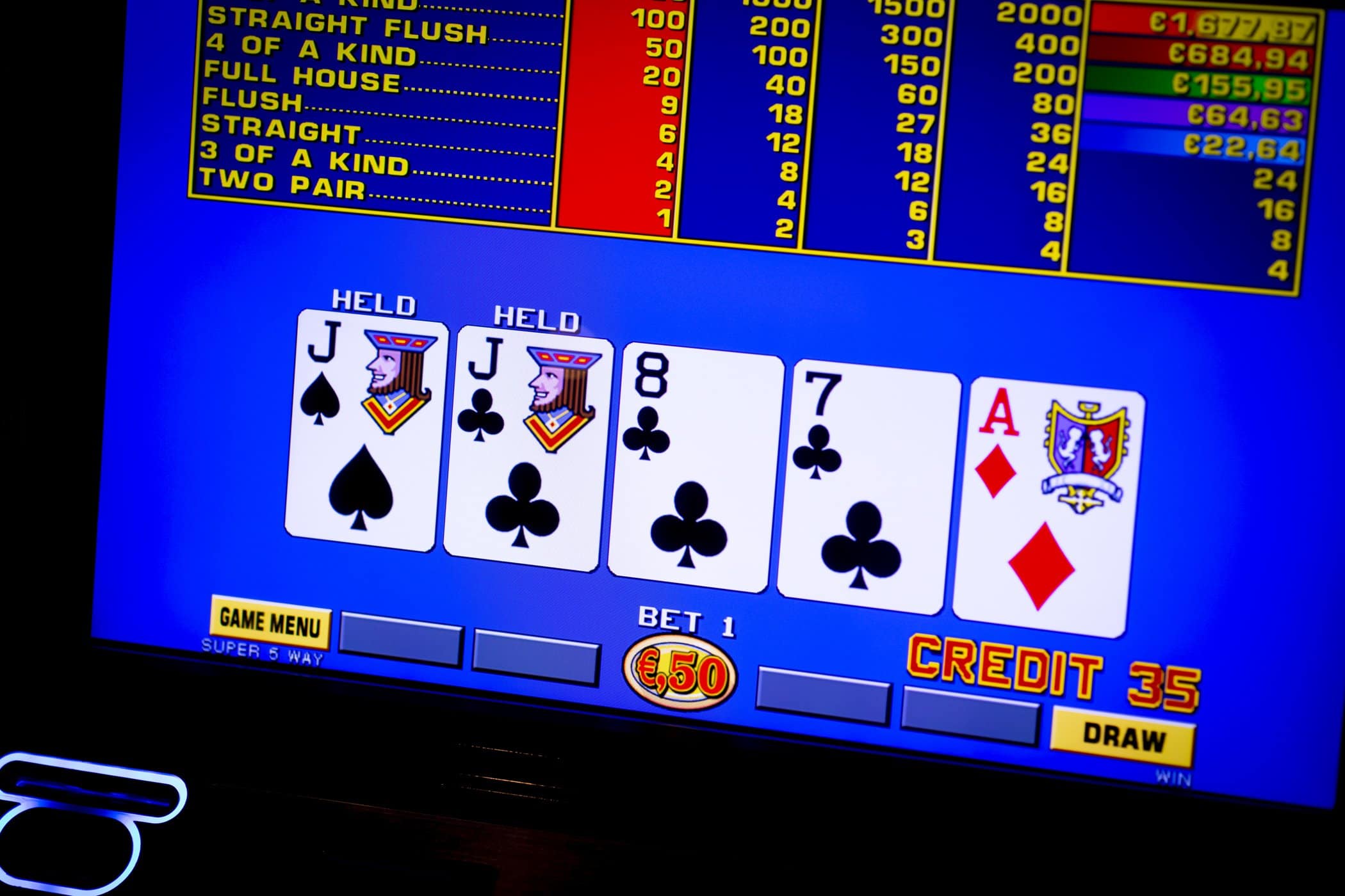 Holland Casino videopoker video poker speelautomaat speelautomaten gokkasten slot slots held hold bet credit vasthouden JJ boeren