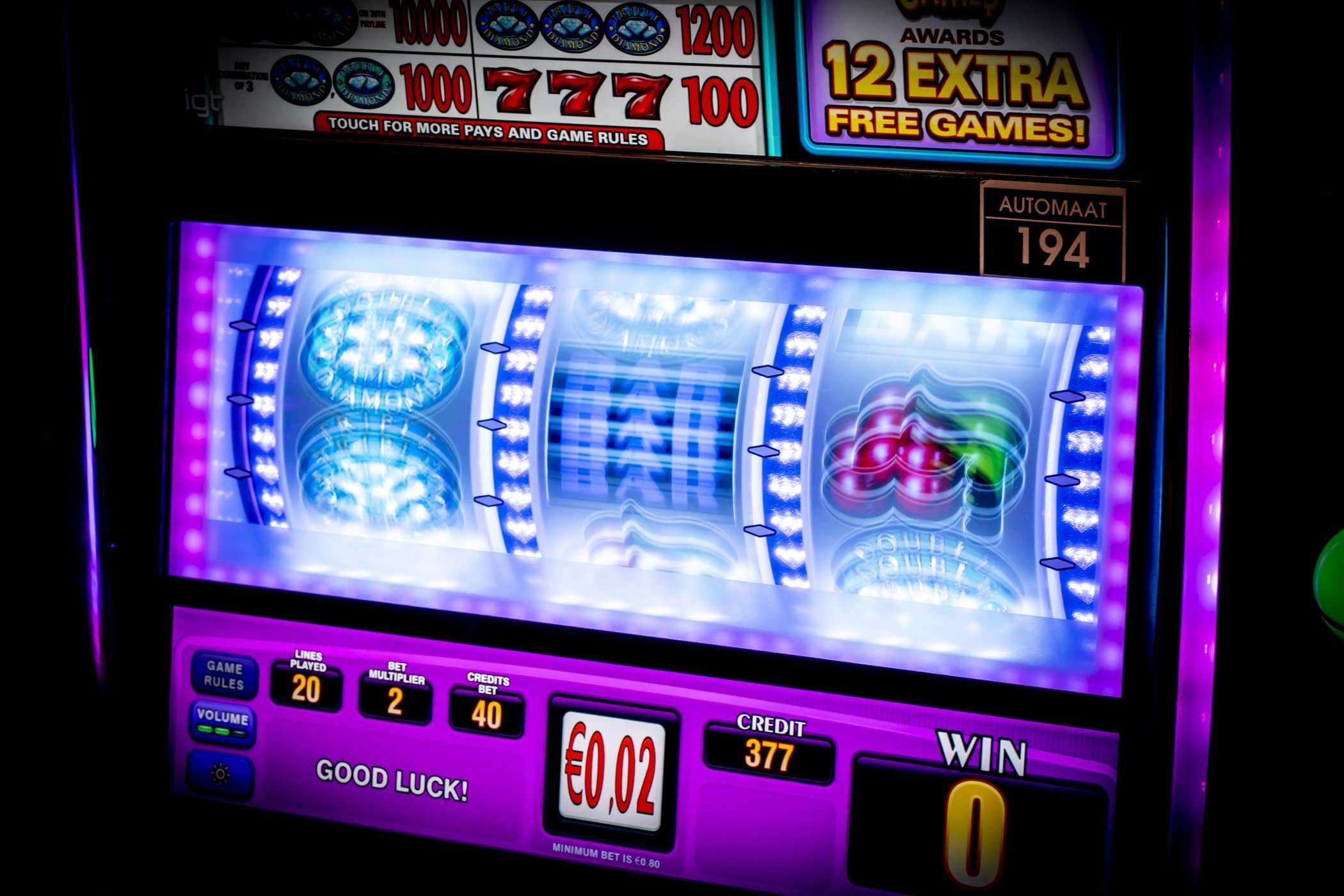 Holland Casino slots, speelautomaat, gokkast, slotmachine, Mega Millions Jackpot, spin, rollen, 777, good luck, credit, lines played, bet multiplier, credits bet,