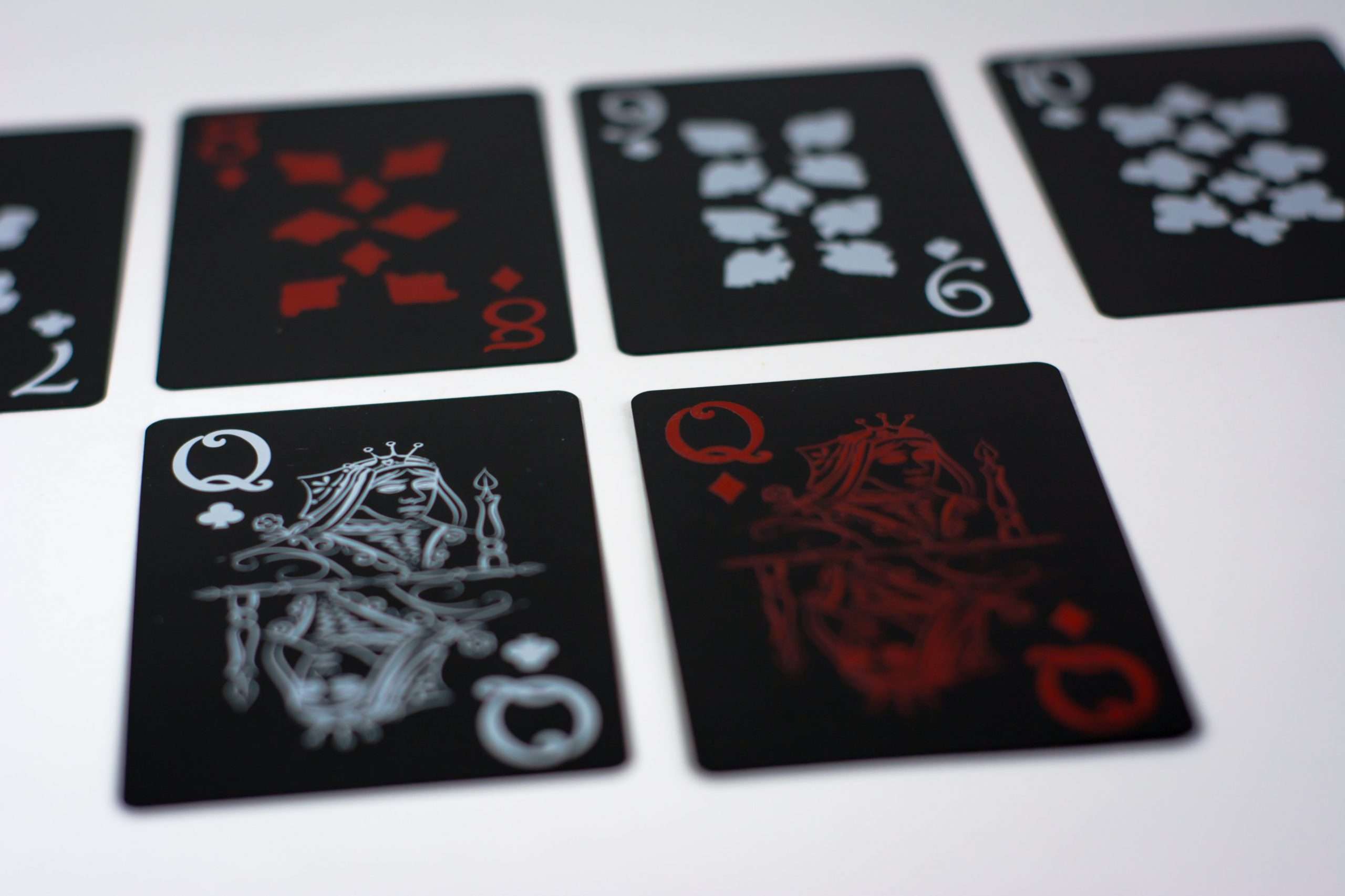Pai Gow Poker (bron: Esteban Lopez/https://unsplash.com/photos/UIvRqbmtlFU)