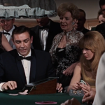 James Bond in het casino speelt Chemin-de-fer (Baccarat) in Thunderball.
