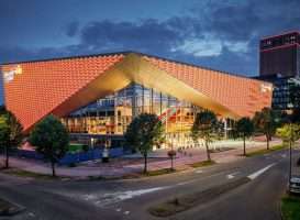 Holland Casino Utrecht licht gevel