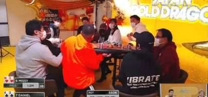 Japan poker tilt tafel