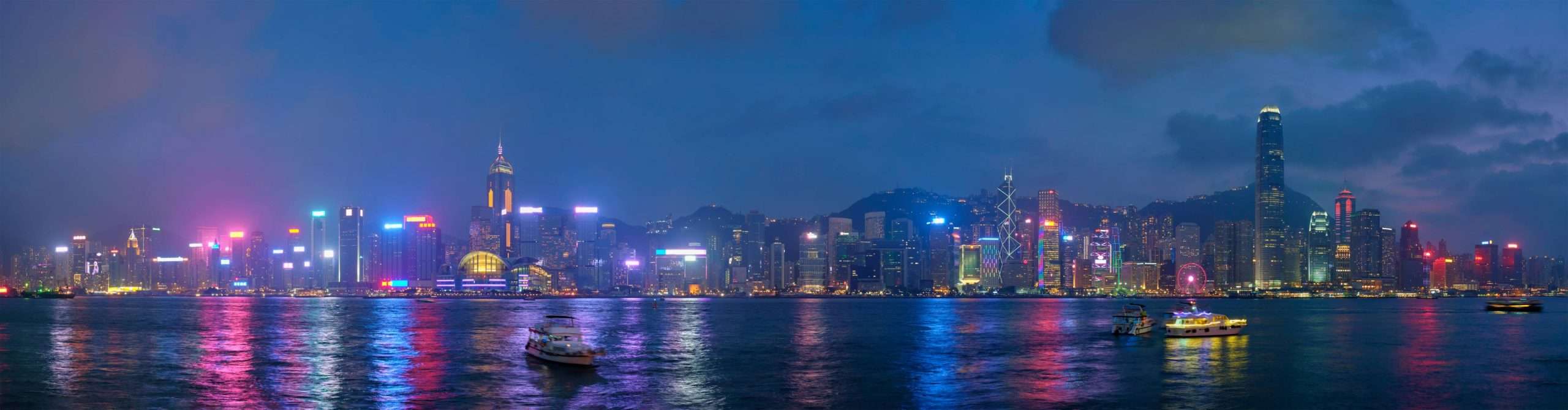 Hong Kong skyline via CasinoNieuws.nl Forbes