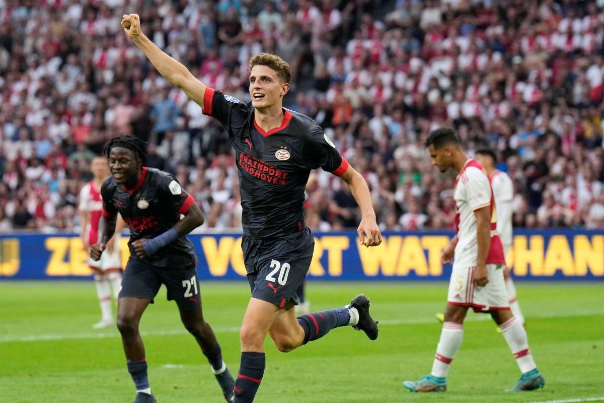 PSV Guus Til As Monaco