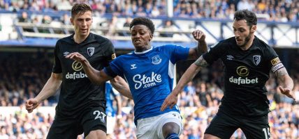 FSA onderzoek wijst uit dat 73% voetbalfans zich zorgen maakt over hoeveelheid gokreclame