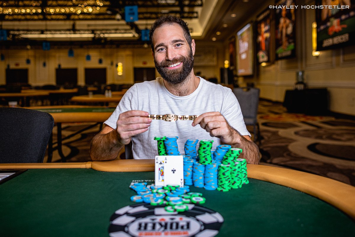 Alex Keating wint bracelet bij einde van 2023 WSOP