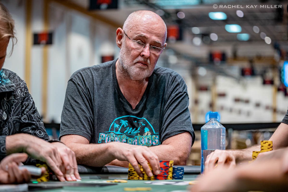Rob Hollink naar Dag 2 van WSOP Event #75