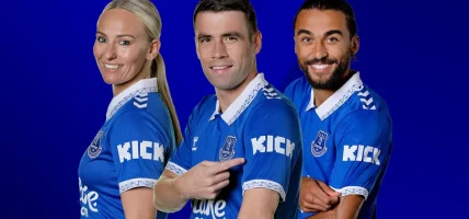 Everton Kick