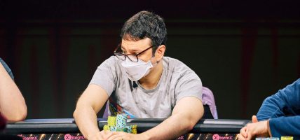 Isaac Haxton, chipleader Super High Roller Bowl: Pot-Limit Omaha
