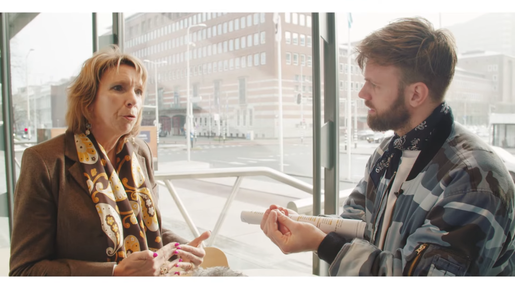 Tim Hofman en Django voor BOOS in gesprek met Helma Lodders (VNLOK)