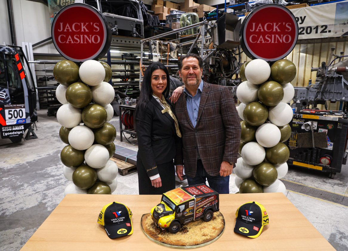 Jacks Casino Ladies Team