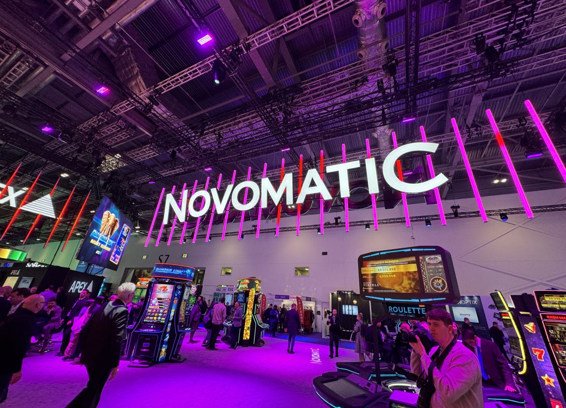 Novomatic (ICE Londen 2024) foto door Frank Op de Woerd voor CasinoNieuws.nl