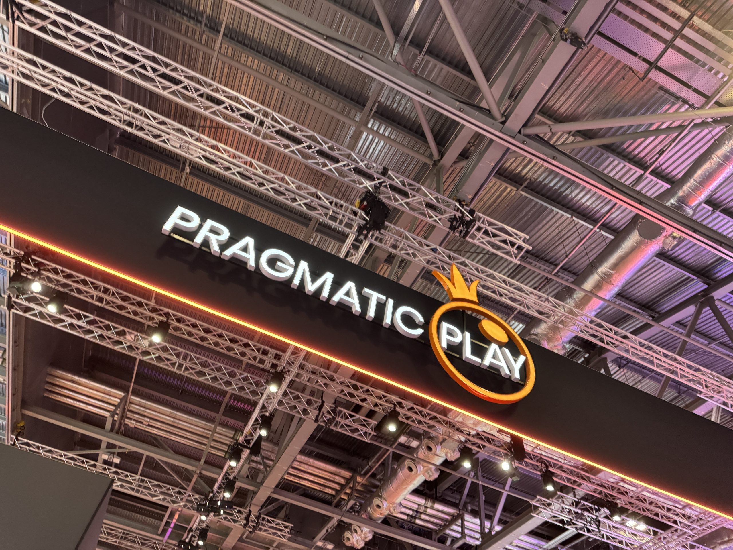 Pragmatic Play (ICE Londen 2024) foto door Frank Op de Woerd voor CasinoNieuws.nl