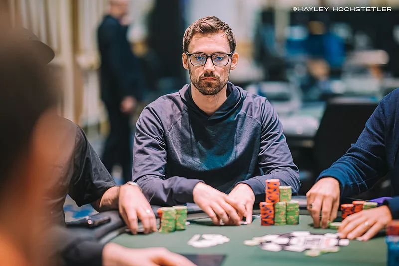 Ronald Keijzer bij laatste vijf van $ 50.000 High Roller PLO bij 2024 WSOP