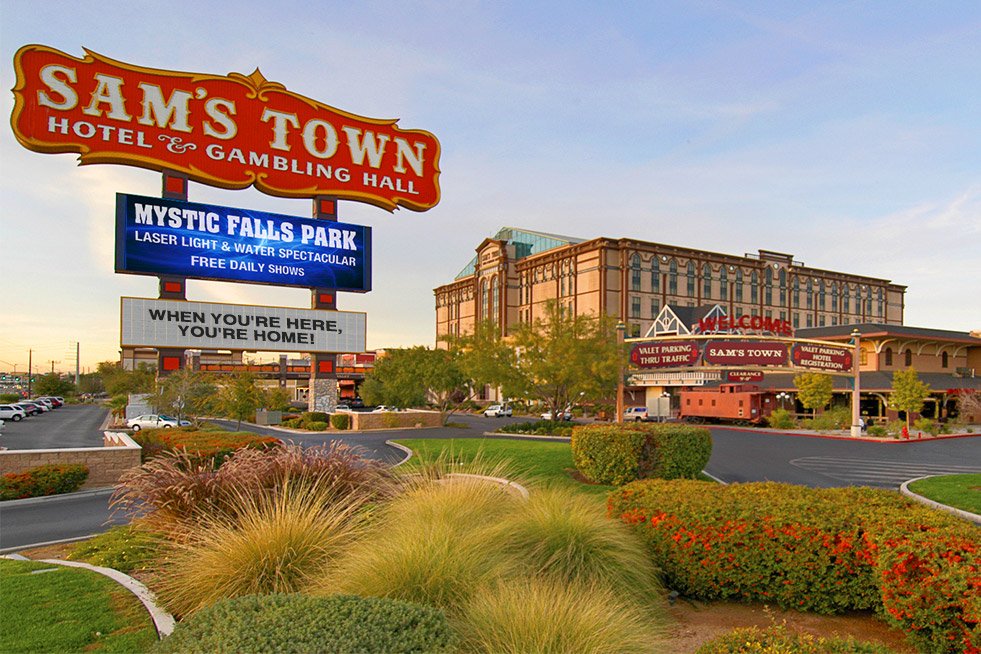 Sam's Town Las Vegas (foto via https://samstownlv.boydgaming.com/explore/photo-gallery-and-virtual-tour)