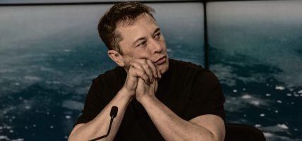 Elon Musk aangeklaagd