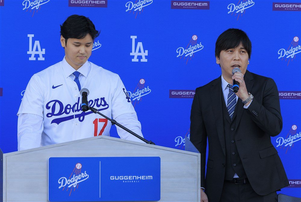 Shohei Ohtani (links) en Ippei Mizuhara (rechts)
