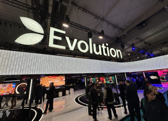 Evolution (foto CasinoNieuws.nl op iGB/ICE Barcelona 2025)