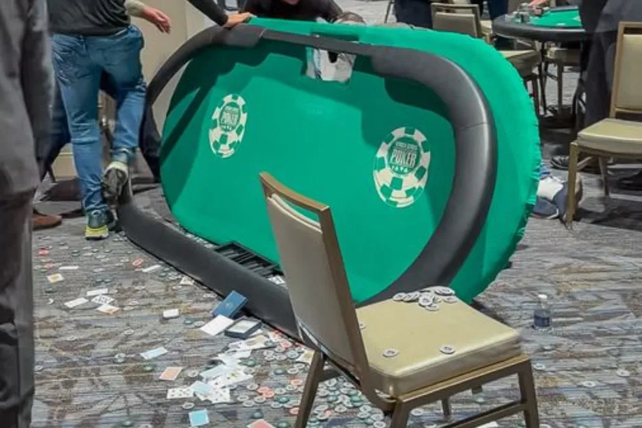 chaos pokertafels