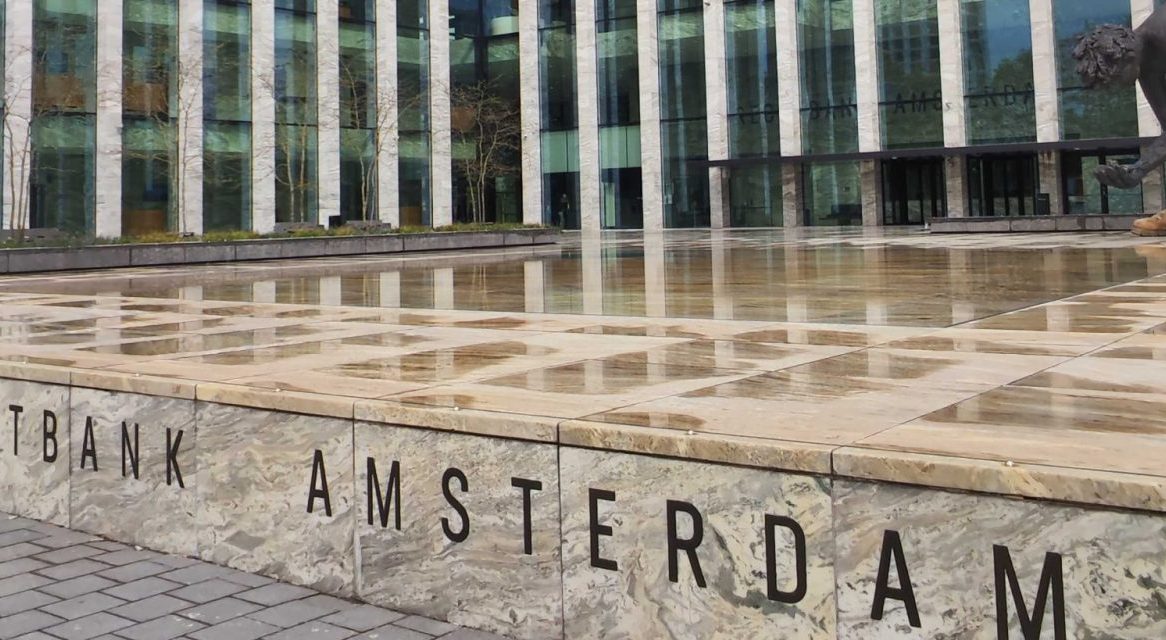 Rechtbank Amsterdam Kort geding gokverliesterug Dynamiet Google