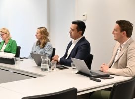 Kansspelautoriteit met brancheverenigingen VNLOK en NOGA om tafel