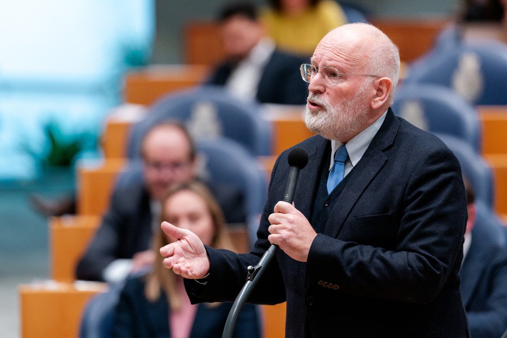 Frans Timmermans tijdens een debat in de Tweede Kamer