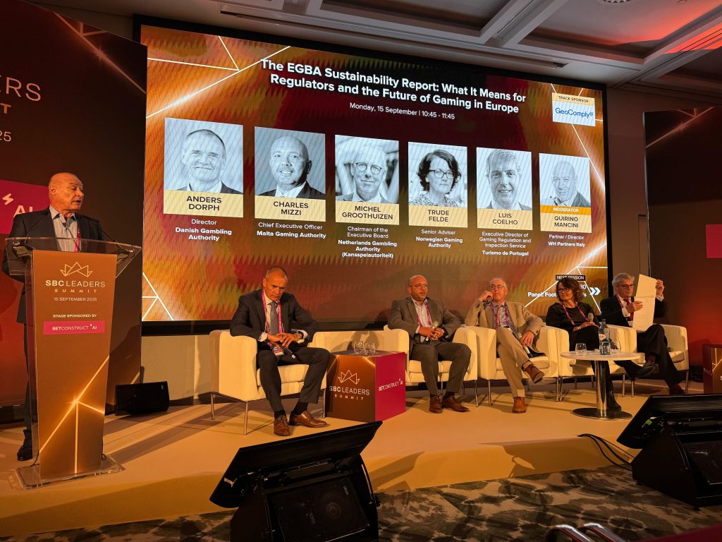 SBC Leaders Summit: Regulators Panel met Michel Groothuizen